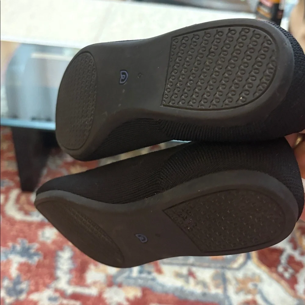 Rothys elegant black